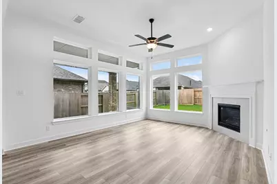 12319 Palmetto Drive, Mont Belvieu, TX 77523 - Photo 29