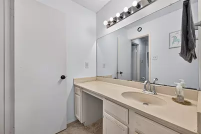 3993 Tanglewilde Street #3993, Houston, TX 77063 - Photo 17