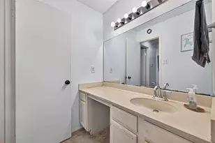 3993 Tanglewilde St, Houston, TX 77063 - Photo 17