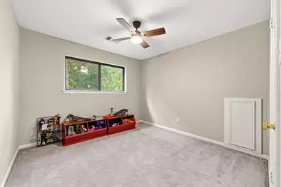 16 Gilcrest Forest Court, The Woodlands, TX 77381 - Photo 25