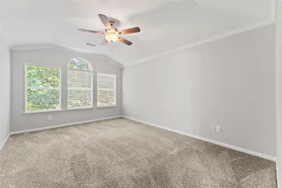 43 S Spiral Vine Circle, The Woodlands, TX 77381 - Photo 11