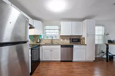 8314 Brandon Street, Houston, TX 77051 - Photo 17
