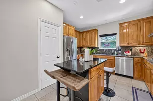 6035 N Arrowana Ln, Houston, TX 77036 - Photo 15