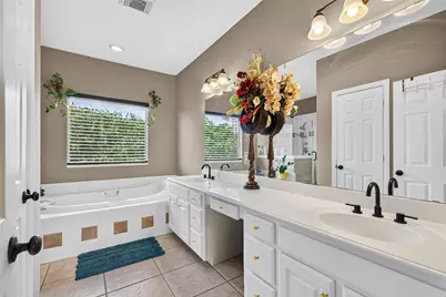 6035 N Arrowana Lane, Houston, TX 77036 - Photo 39