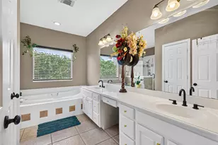 6035 N Arrowana Ln, Houston, TX 77036 - Photo 39