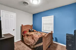 513 Farrer St, Angleton, TX 77515 - Photo 15