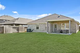 2307 Gentle Breeze Ln, Baytown, TX 77523 - Photo 21