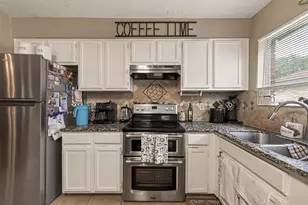 1915 Delphi Ln, Houston, TX 77067 - Photo 15