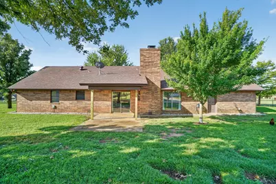 100 Green Meadows Circle, Springtown, TX 76082 - Photo 31