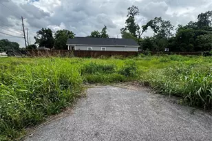 6813 Bonita St, Houston, TX 77016 - Photo 1