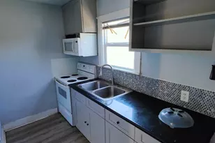 4724 Ave Q 1/2, Galveston, TX 77551 - Photo 11