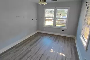 4724 Ave Q 1/2, Galveston, TX 77551 - Photo 5