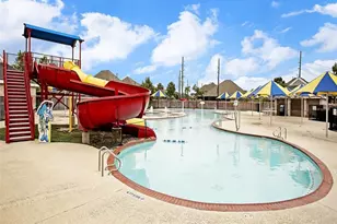 2401 Sail Port St, Pearland, TX 77584 - Photo 35