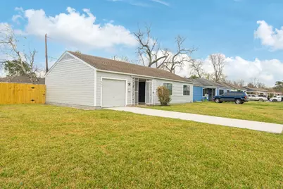 4901 Richfield Lane, Houston, TX 77048 - Photo 1