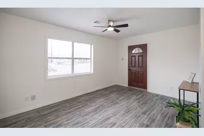 4901 Richfield Lane, Houston, TX 77048 - Photo 7