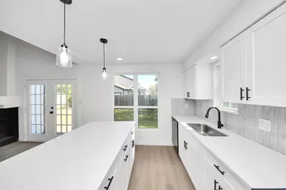 2911 Meadowgrass Lane, Houston, TX 77082 - Photo 15