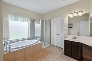 24711 E Burnaby Cir, Spring, TX 77373 - Photo 13