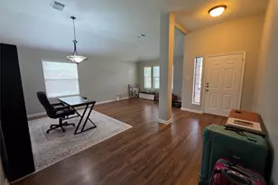 2108 Goldfinch Ln, League City, TX 77573 - Photo 3