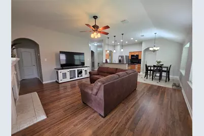 2108 Goldfinch Lane, League City, TX 77573 - Photo 5