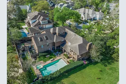 248 Bryn Mawr Circle, Hunters Creek Village, TX 77024 - Photo 1