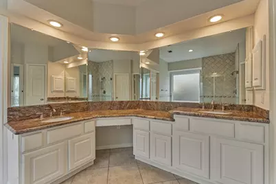 18 Gallant Oak Place, The Woodlands, TX 77381 - Photo 21