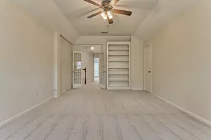 18 Gallant Oak Pl, The Woodlands, TX 77381 - Photo 31