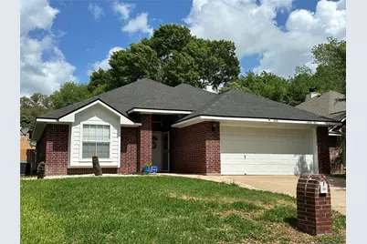 305 Scenic Brook Street, Brenham, TX 77833 - Photo 1