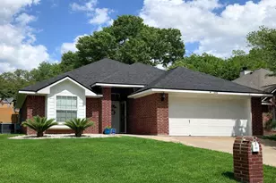 305 Scenic Brook St, Brenham, TX 77833 - Photo 1