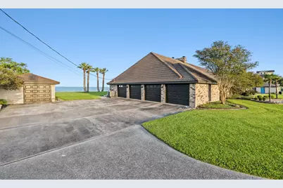11212 Cedar Gully Road, Beach City, TX 77523 - Photo 39