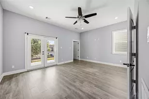 4627 New Orleans St, Houston, TX 77020 - Photo 13