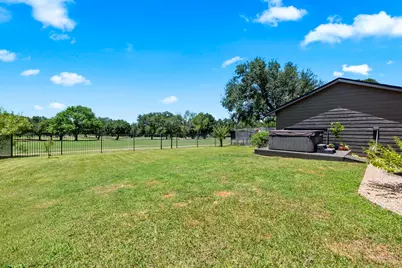 2307 Quail Hollow Drive, Bryan, TX 77802 - Photo 27