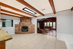 6713 Lawrence Rd, Hitchcock, TX 77563 - Photo 7