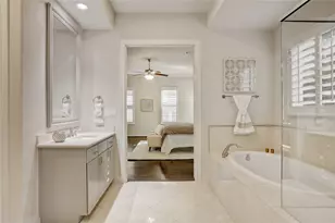 1701 Wrenwood Lakes, Houston, TX 77043 - Photo 19