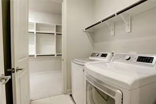 1701 Wrenwood Lakes, Houston, TX 77043 - Photo 23