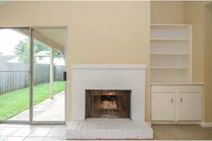 7611 Shaddock Dr, Houston, TX 77041 - Photo 11