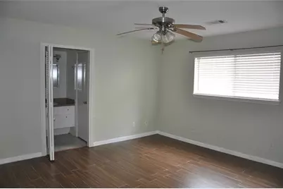5519 Caversham Dr Drive, Houston, TX 77096 - Photo 21