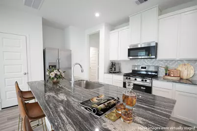 10217 Berkeley Springs Trail, Houston, TX 77051 - Photo 9