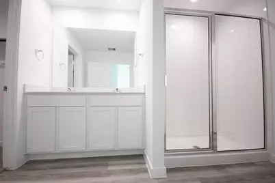 10217 Berkeley Springs Trail, Houston, TX 77051 - Photo 7