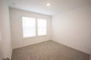 10217 Berkeley Spgs Trl, Houston, TX 77051 - Photo 11