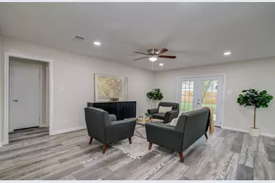 9406 Autauga Street, Houston, TX 77080 - Photo 9