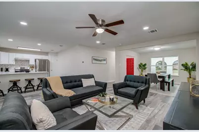 9406 Autauga Street, Houston, TX 77080 - Photo 11
