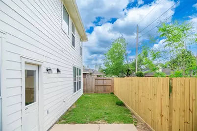 16327 Woma Court, Sugar Land, TX 77498 - Photo 13