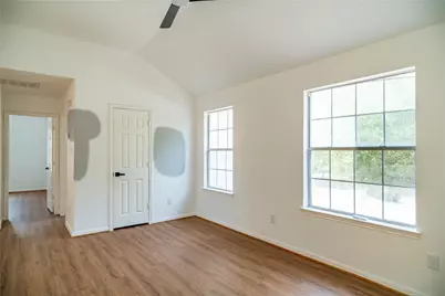 16327 Woma Court, Sugar Land, TX 77498 - Photo 3