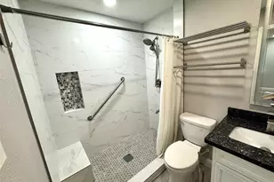 15455 Empanada Dr, Houston, TX 77083 - Photo 19