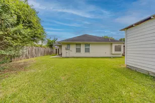 14131 Dartwood Dr, Houston, TX 77049 - Photo 29