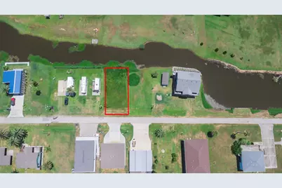 1982 Avenue F, Crystal Beach, TX 77650 - Photo 1