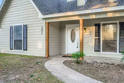 101 Pebble Springs Lane, Cleveland, TX 77327 - Photo 3