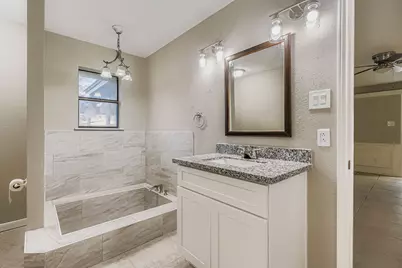 101 Pebble Springs Lane, Cleveland, TX 77327 - Photo 17