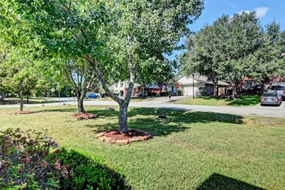 9227 Hidden Lake E, Magnolia, TX 77354 - Photo 3