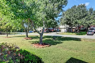 9227 Hidden Lake E, Magnolia, TX 77354 - Photo 3